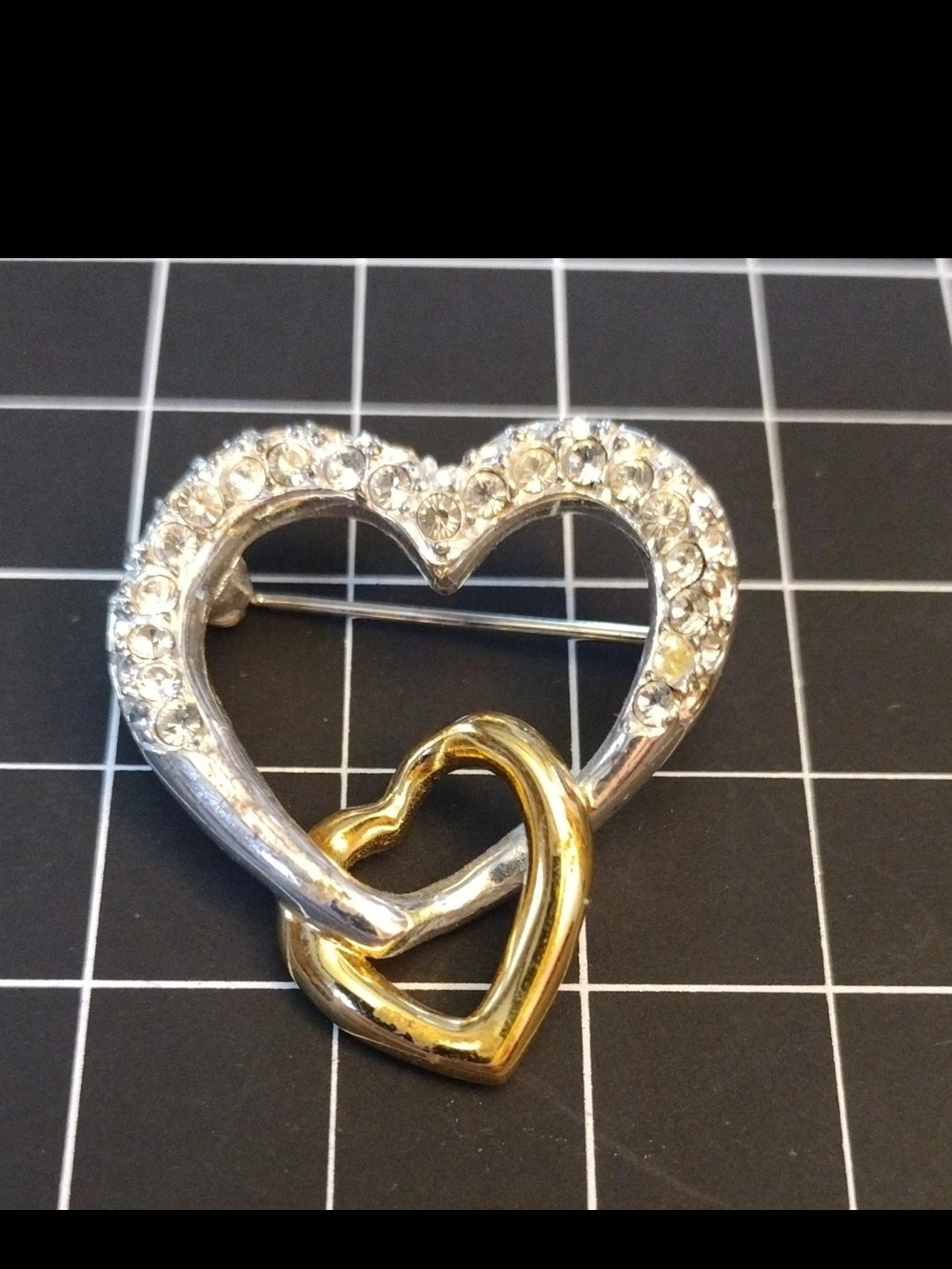 Vtg NAPIER Interlocking Hearts Brooch Two Tone Gold Silver Rhinestone Love Pin
